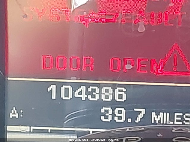 2010 JAGUAR XF SAJWA0FA1AHR66899 Photo 6