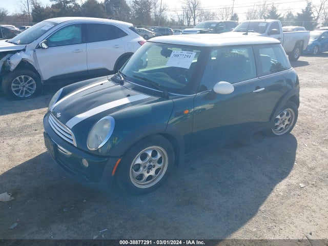 2006 MINI COOPER WMWRC33516TK16757 Photo 1