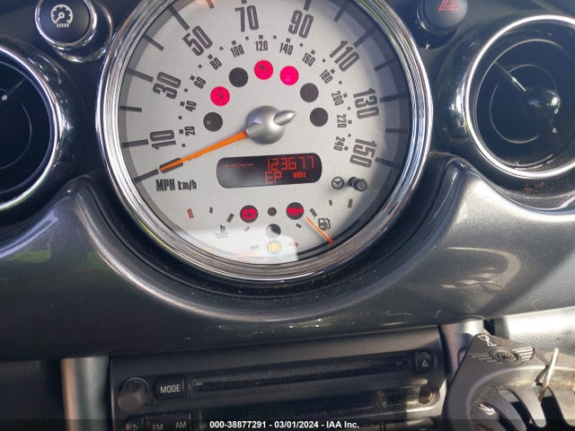 2006 MINI COOPER WMWRC33516TK16757 Photo 6