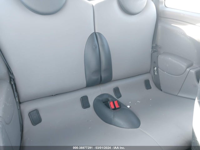 2006 MINI COOPER WMWRC33516TK16757 Photo 7