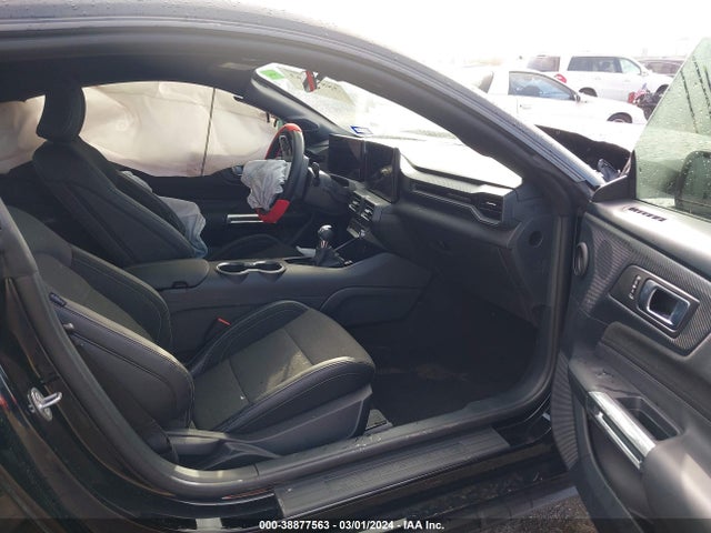 Ford Mustang Ecoboost Fastback 2024 1FA6P8THXR5111960 Image 5