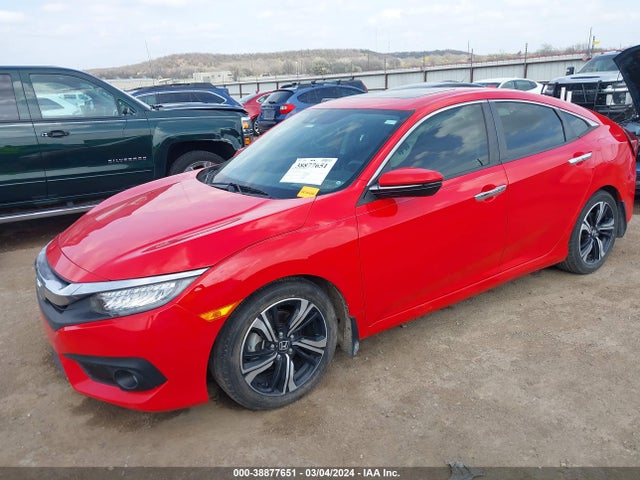 Honda Civic Touring 2018 JHMFC1F97JX015499 Image 2
