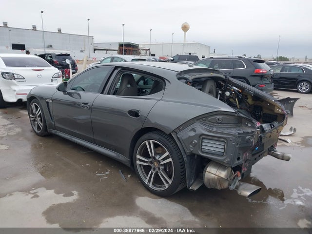 2013 PORSCHE PANAMERA WP0AA2A73DL012818 Photo 2