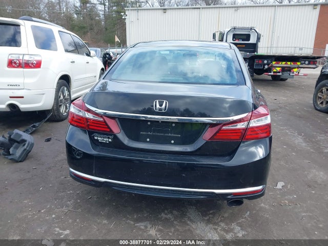 Honda ACCORD LX 2017 1HGCR2F39HA113517 Image 16