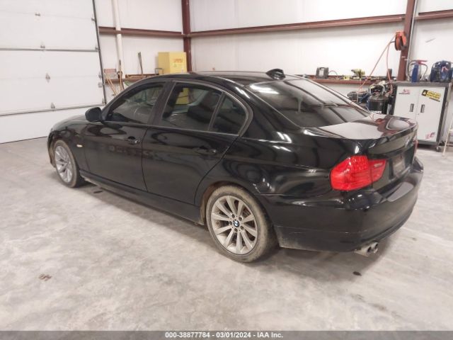 2009 BMW 3 SERIES WBAPH57529NM33600 Photo 2