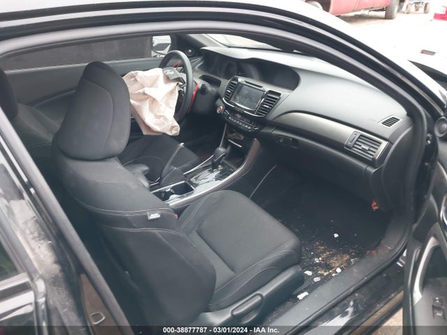 Honda ACCORD EX 2017 1HGCT1B7XHA008750 Image 5