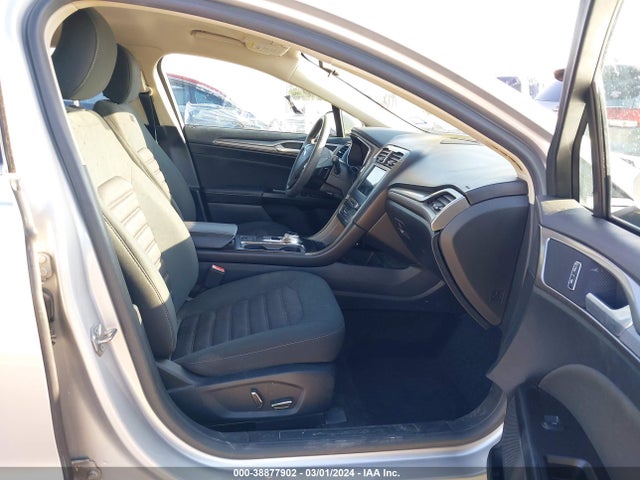 Ford FUSION SE 2017 3FA6P0HD3HR413240 Image 5