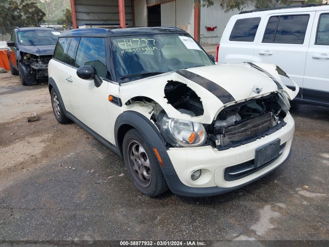 2013 MINI CLUBMAN WMWZF3C54DT489907 Photo 0