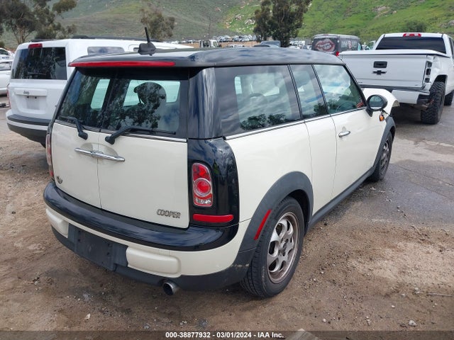 2013 MINI CLUBMAN WMWZF3C54DT489907 Photo 3