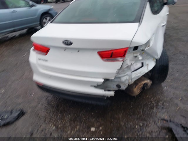 KIA Optima Lx 2018 5XXGT4L35JG267380 Image 17