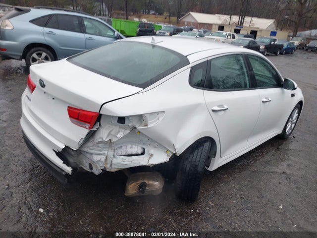 KIA Optima Lx 2018 5XXGT4L35JG267380 Image 4