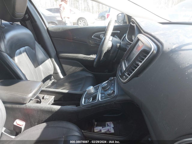 1C3CCCAB2HN506566 Chrysler 200 Limited