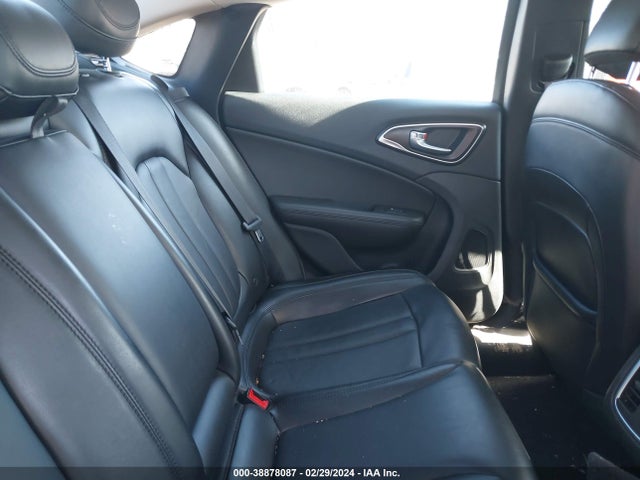 1C3CCCAB2HN506566 Chrysler 200 Limited