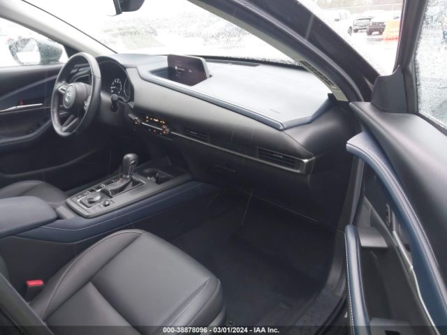 3MVDMACLXLM103685 Mazda Cx-30 Select Package