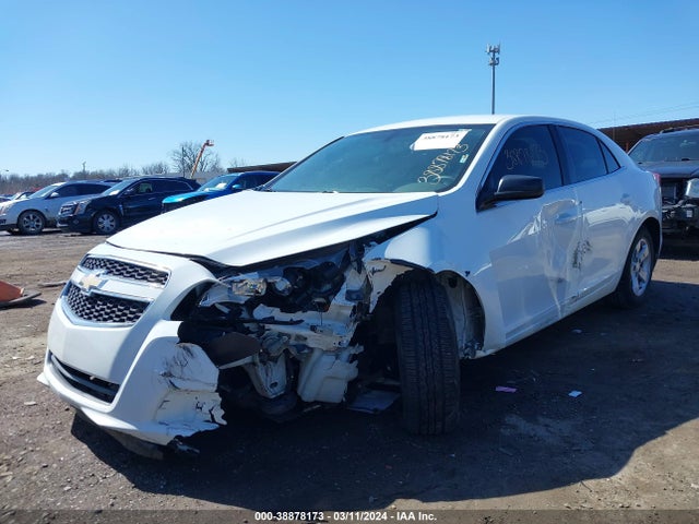 Chevrolet Malibu 1ls 2014 1G11B5SL6EF166975 Image 2