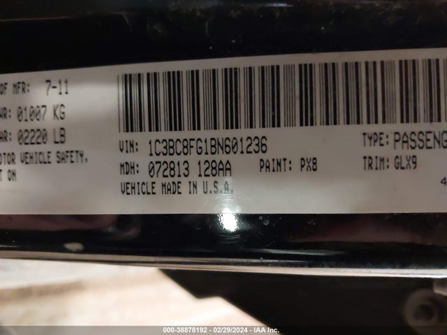 38878192 :رقم المزاد ، 1C3BC8FG1BN601236 vin ، 2011 Chrysler 200 S مزاد بيع