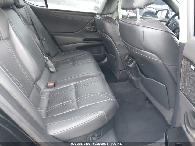 58AEA1C1XNU025991 Lexus Es 300h Luxury