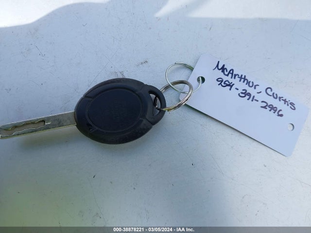 2006 MINI COOPER S WMWRE33596TL23064 Photo 10