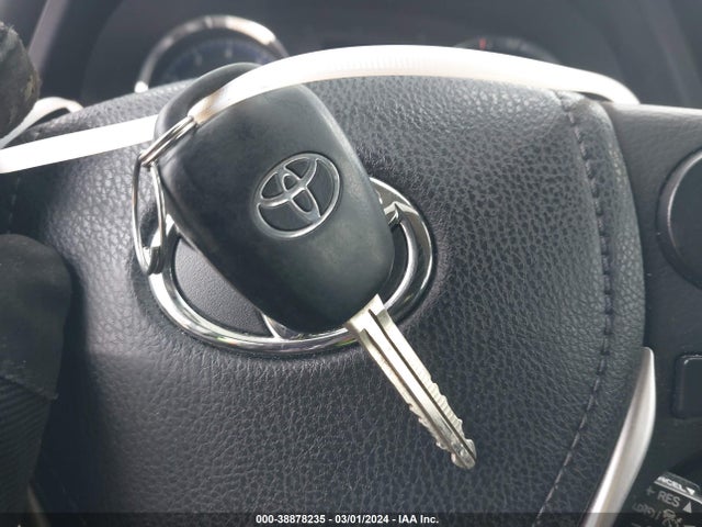 Toyota COROLLA LE 2019 5YFBURHE4KP875477 Image 11