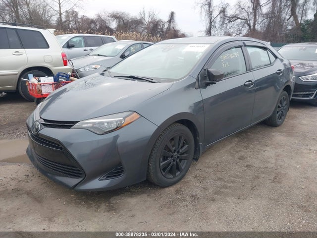 Toyota COROLLA LE 2019 5YFBURHE4KP875477 Image 2