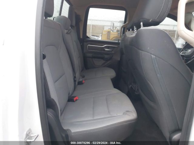 1C6RREBT9LN139155 RAM 1500 Lone Star Quad Cab 4x2 6'4 Box