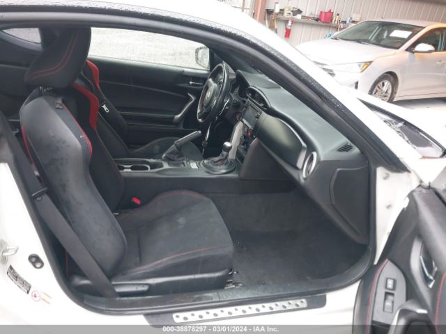 JF1ZNAA16E8702375 Scion FR-S
