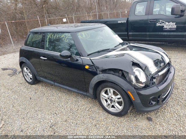 2013 MINI HARDTOP WMWSU3C51DT375094 Photo 0