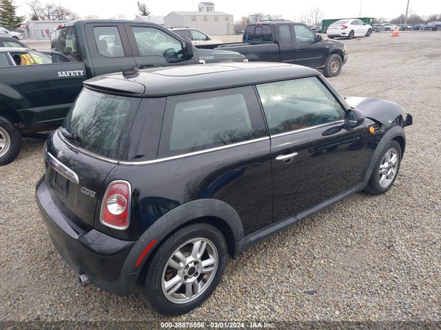2013 MINI HARDTOP WMWSU3C51DT375094 Photo 3