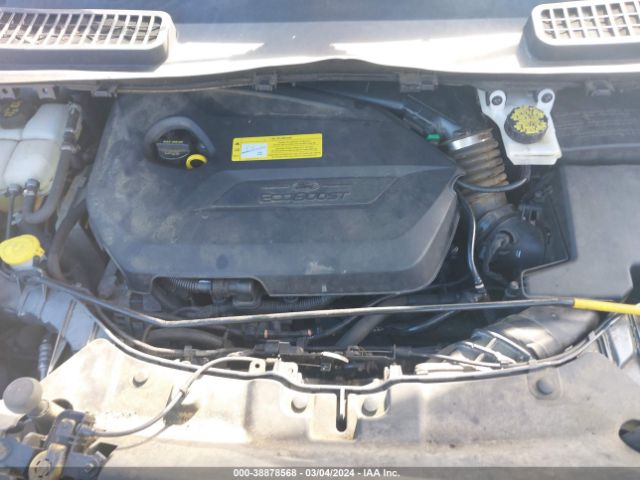 1FMCU9GX2EUB90579 Ford ESCAPE SE