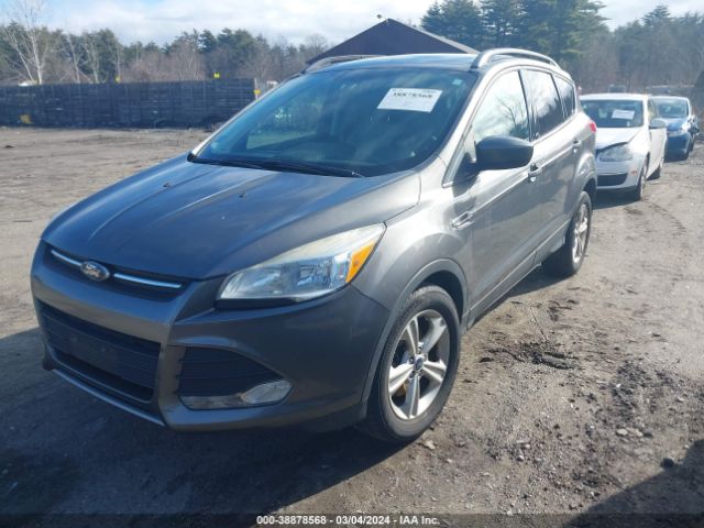 1FMCU9GX2EUB90579 Ford ESCAPE SE