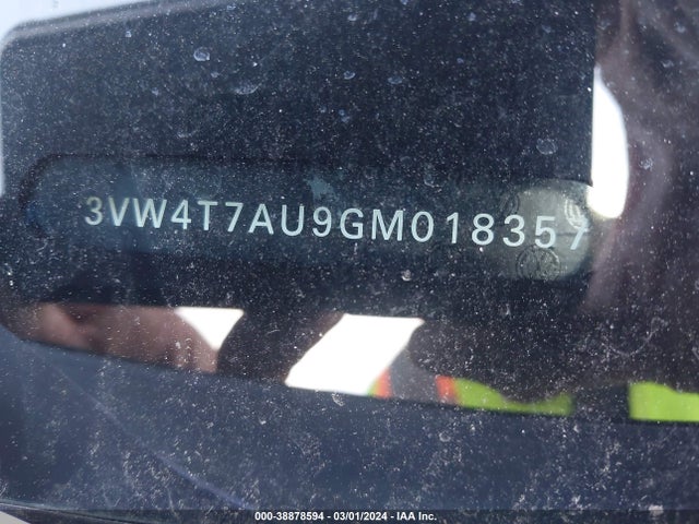 3VW4T7AU9GM018357 Volkswagen Golf Gti Se 4-door