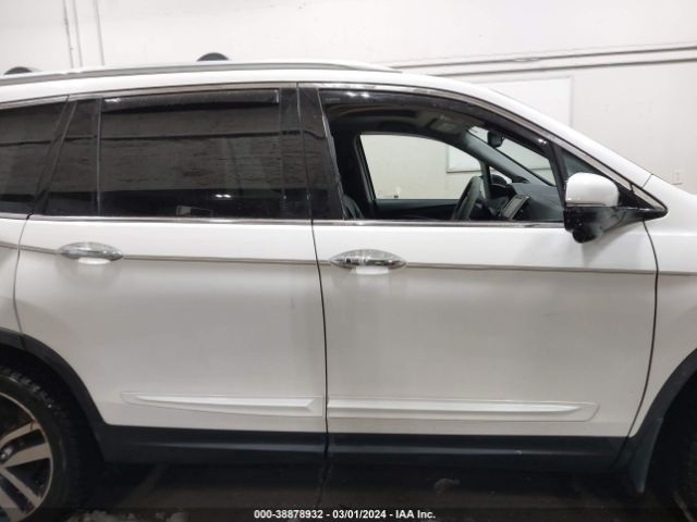 5FNYF6H98HB081947 Honda Pilot Touring