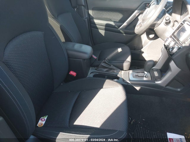 Subaru Forester 2.5i Premium 2017 JF2SJAGC7HH457513 Image 5