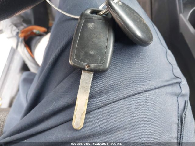 JHMGK5H52GX015265 Honda FIT LX