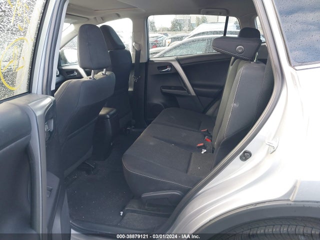 Toyota Rav4 Xle 2017 2T3RFREV2HW580891 Image 8