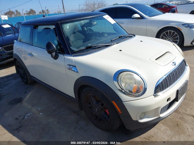 2009 MINI COOPER S WMWMF73589TW84272 Photo 0