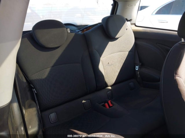 2009 MINI COOPER S WMWMF73589TW84272 Photo 7