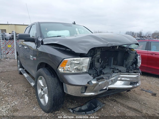 2017 3C6RR7LT4HG525606 main image