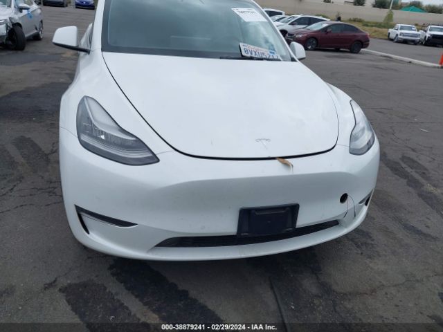 5YJYGDED6MF163146 Tesla Model Y Standard Range Rear-wheel Drive
