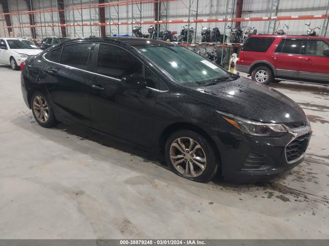 2019 1G1BE5SM7K7132246 main image