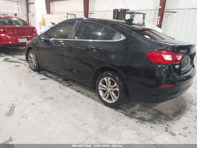 Chevrolet CRUZE LT 2019 1G1BE5SM7K7132246 Image 3