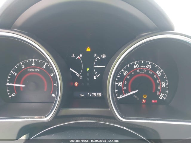 38879365 :رقم المزاد ، 5TDZA3EHXBS010846 vin ، 2011 Toyota Highlander مزاد بيع