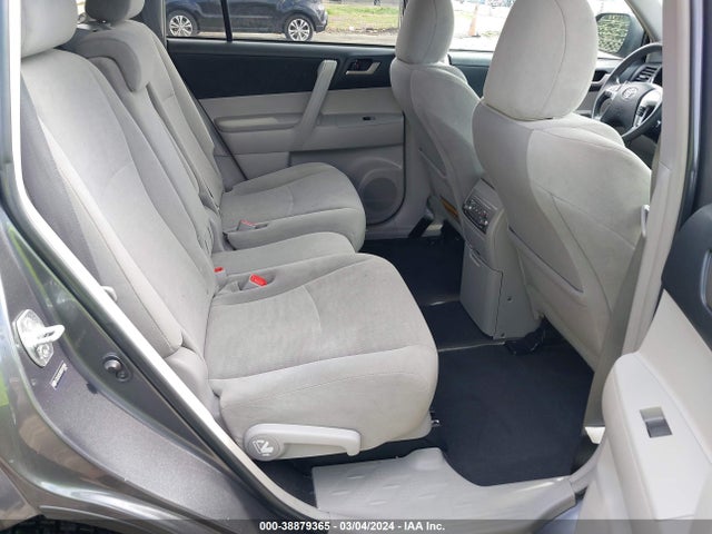 38879365 :رقم المزاد ، 5TDZA3EHXBS010846 vin ، 2011 Toyota Highlander مزاد بيع