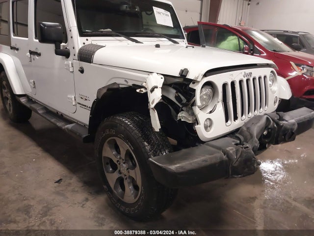 1C4BJWEG3HL573371 Jeep Wrangler Unlimited Sahara 4x4