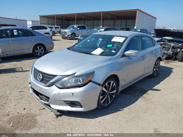 Nissan Altima 2.5 Sr 2016 1N4AL3AP8GC187169 Image 2