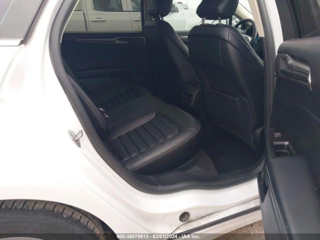 3FA6P0MU1KR185610 Ford Fusion Hybrid Sel