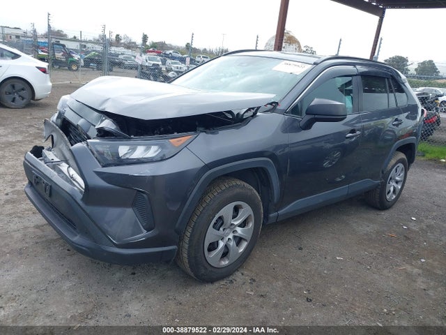 Toyota RAV4 LE 2019 2T3H1RFVXKC019372 Image 2