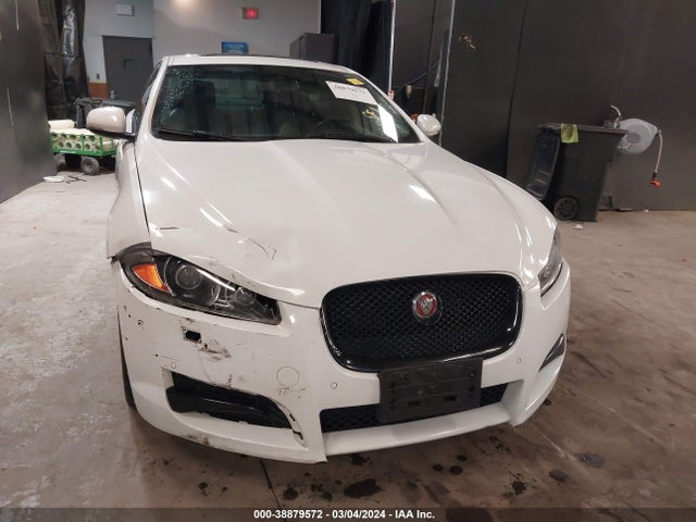 2015 JAGUAR XF SAJWJ0FF8F8U76642 Photo 5