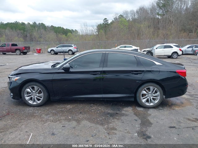 Honda ACCORD LX 2018 1HGCV1F14JA008331 Image 14