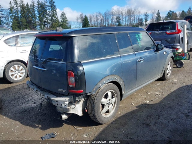 2010 MINI COOPER CLUBMAN WMWML3C51ATX38484 Photo 3